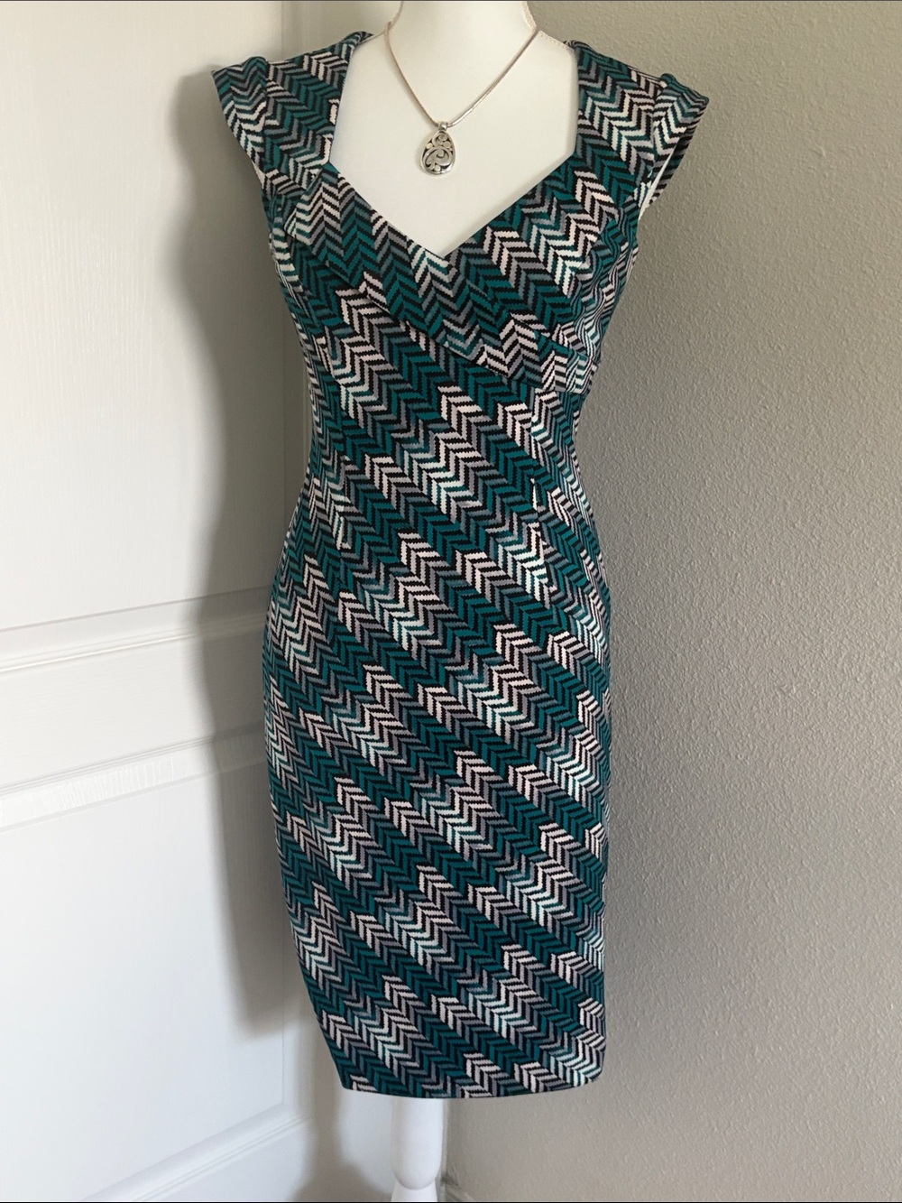 Teal Chevron Sheath Dress - women’s zip up